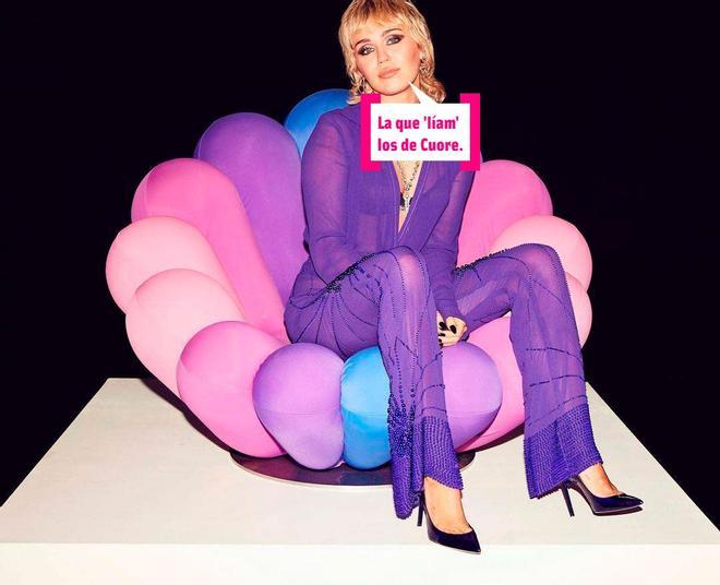 Miley Cyrus con un 'total purple look' para Instagram