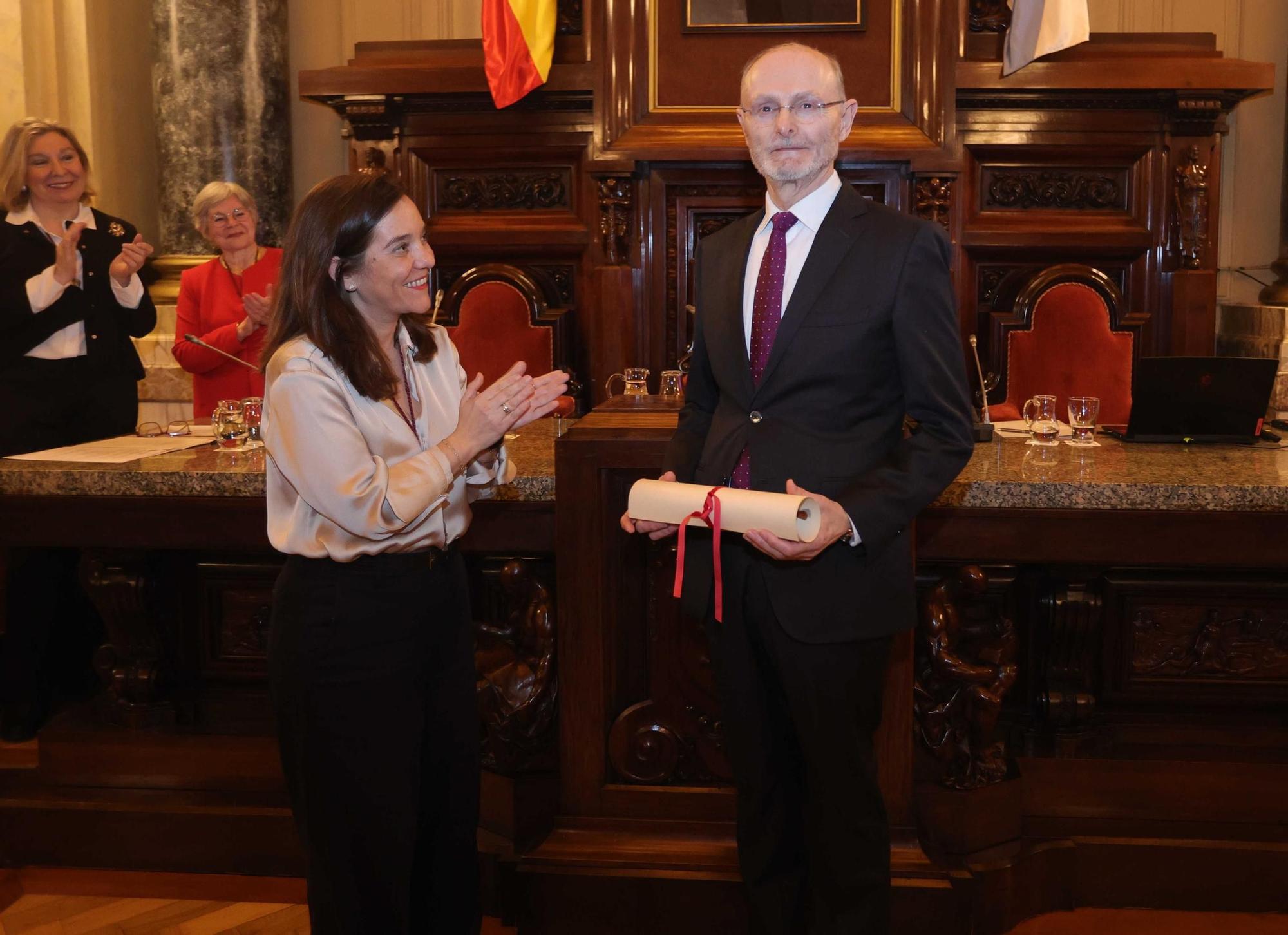 El historiador Alfredo Vigo Trasancos ingresa en el Instituto José Cornide de Estudios Coruñeses