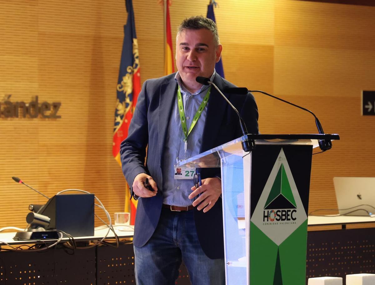 Antonio García, director del aeropuerto de Valencia, este miércoles en la clausura de la asamblea de Hosbec.