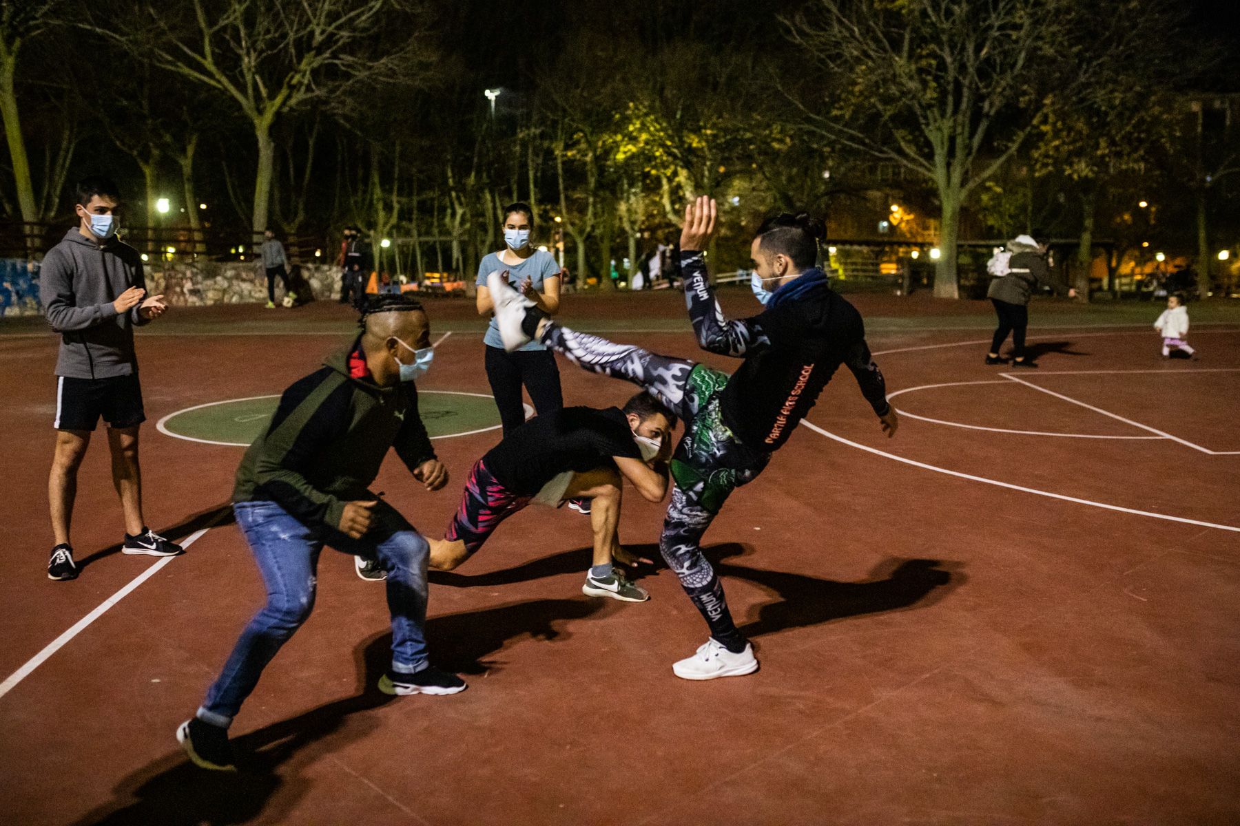 El parque León Felipe de Zamora se convierte en gimnasio