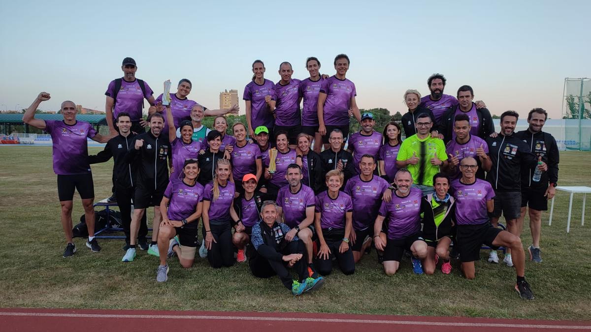 El equipo máster femenino del Playas de Castellón ha conseguido revalidar el título de campeonas de España de clubes