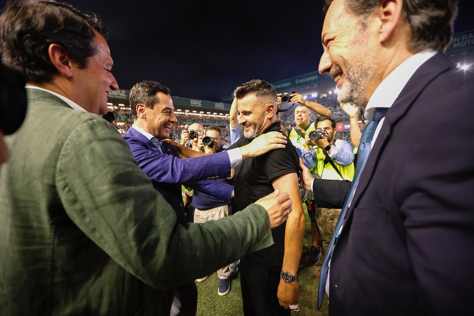 El Córdoba CF vuelve a Segunda / Las mejores imágenes de una noche para la historia