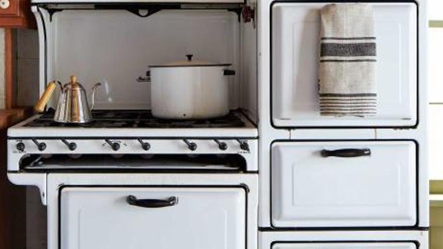El renovado producto que más se está vendiendo para limpiar el horno sin esfuerzo