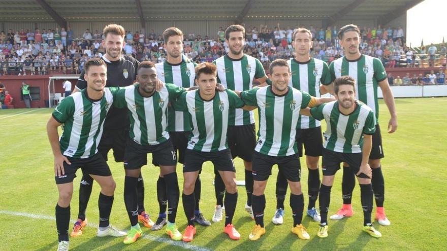 L&#039;equip titular del Peralada contra el Rápido