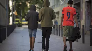 Intercambio de acusaciones por el reparto de menores inmigrantes en Andalucía