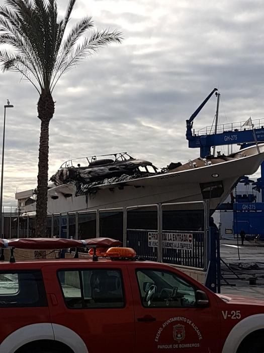 Los bomberos logran extinguir el incendio