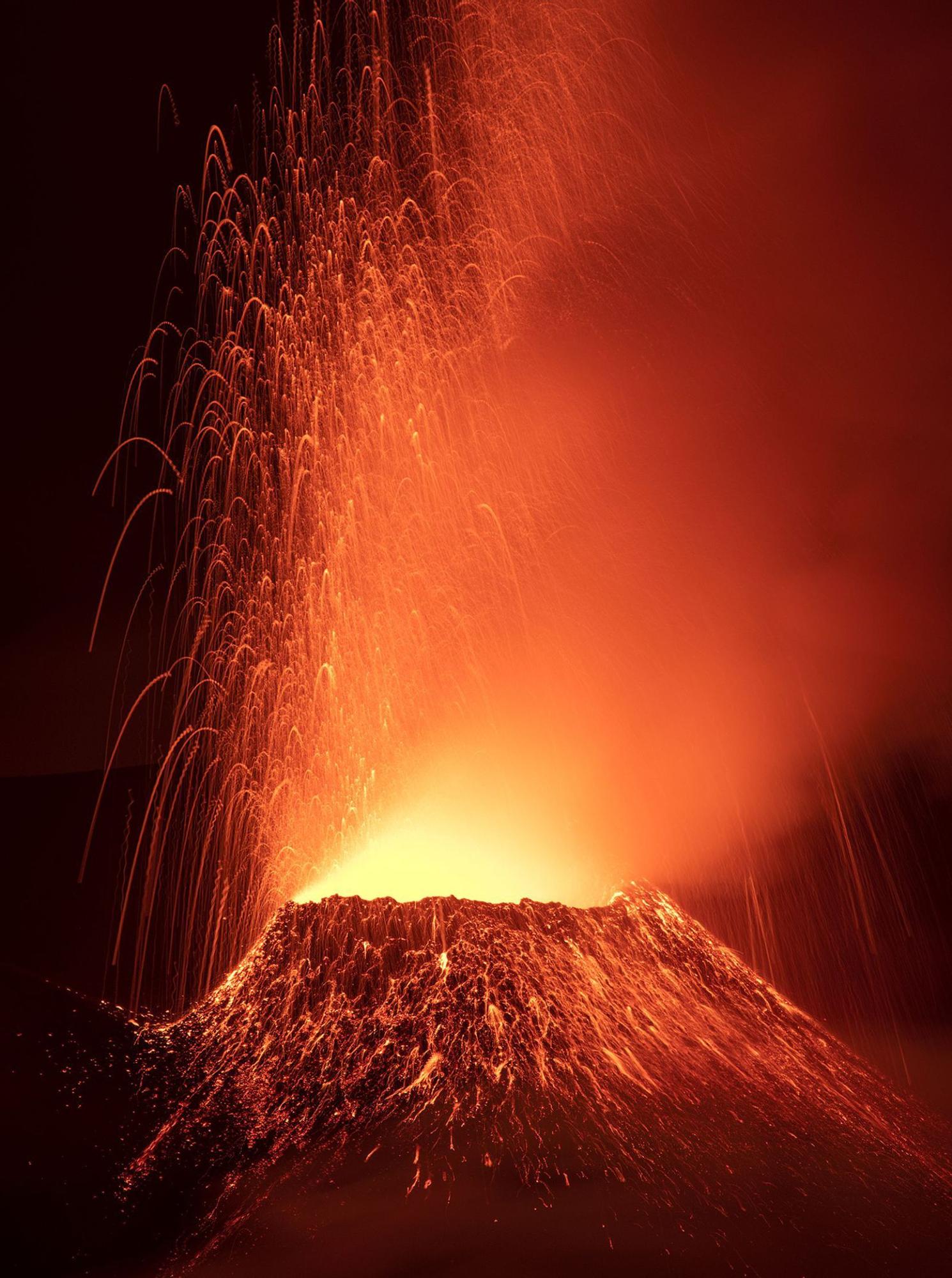 Imagen del volcán de Cumbre Vieja captada por el fotógrafo Saúl Santos Díaz a principios de este mes | | SAÚL SANTOS