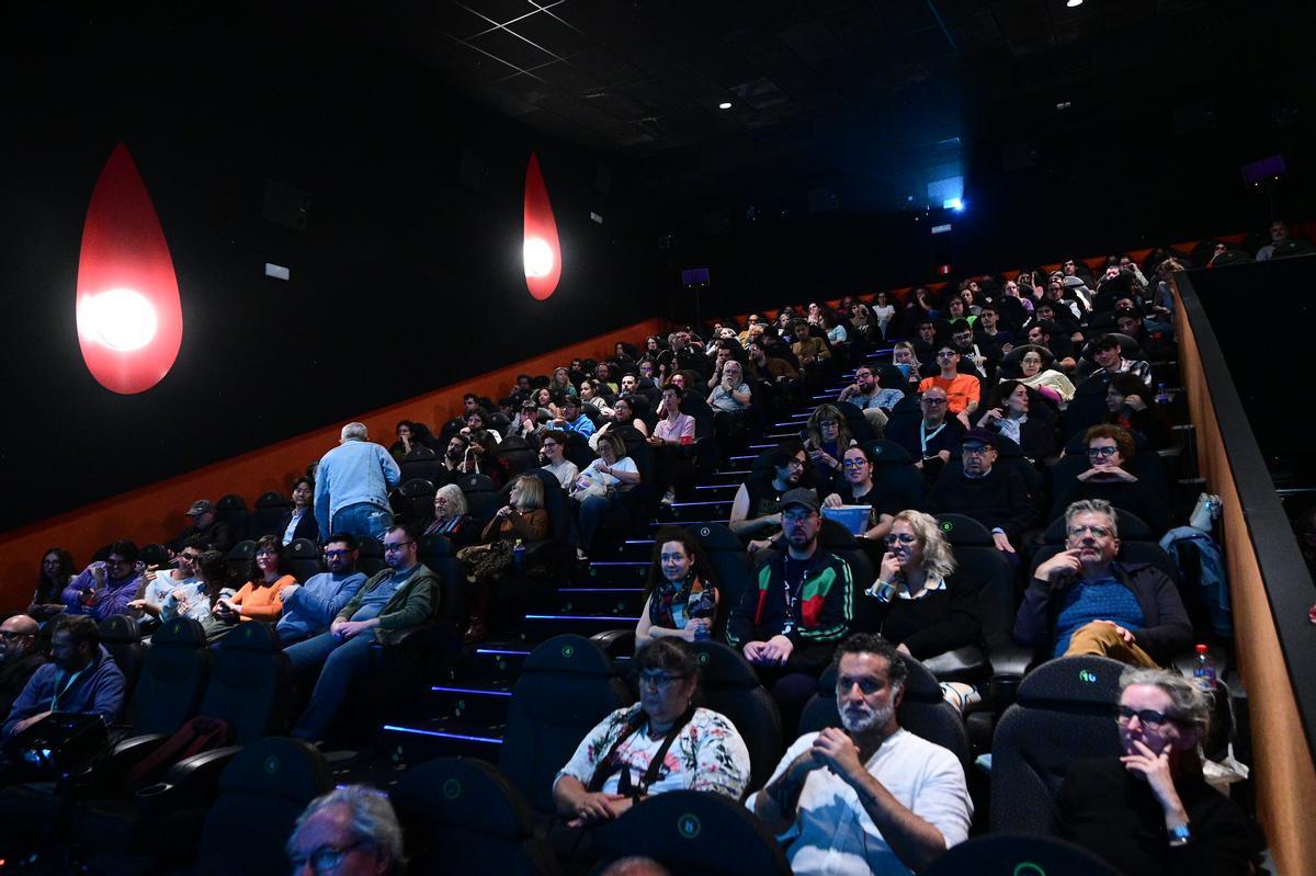 Sala llena para ver 'Resurrection' de Bi Gan en el Festival Internacional de Cine de Las Palmas de Gran Canaria.