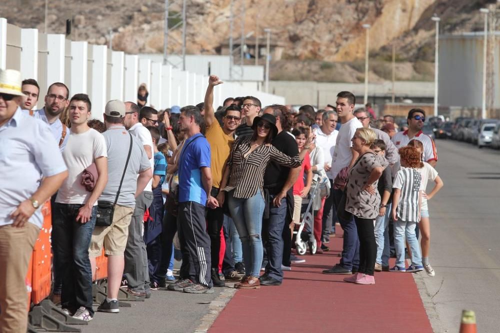 Jornada de puertas abiertas en el buque Juan Carlo