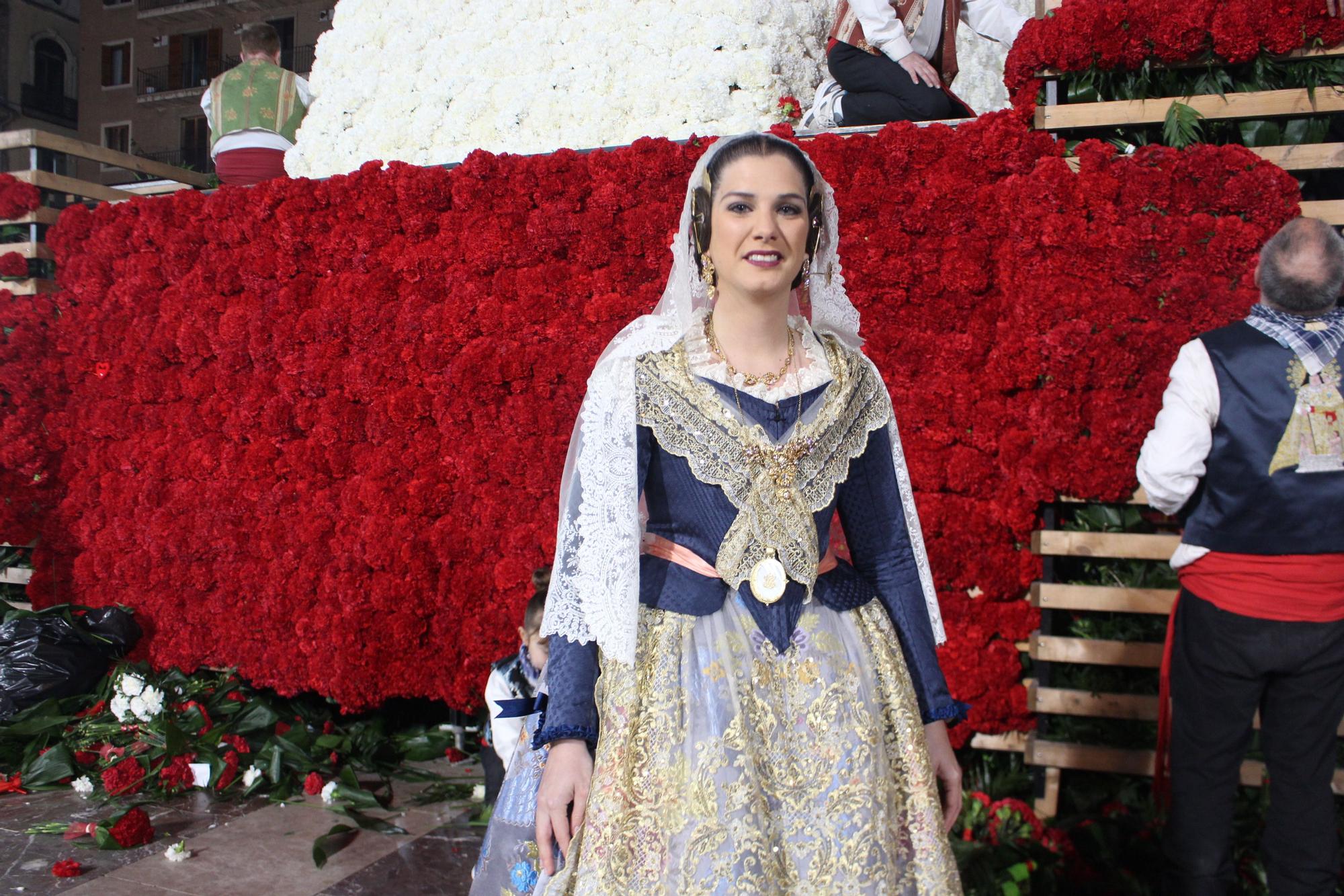 Galería de falleras ilustres en la Ofrenda de las Fallas 2022