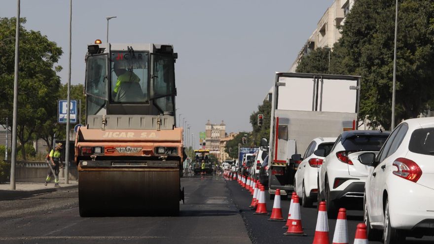 Arranca la instalación de asfalto &#039;silencioso&#039; para reducir la contaminación acústica por tráfico en Córdoba