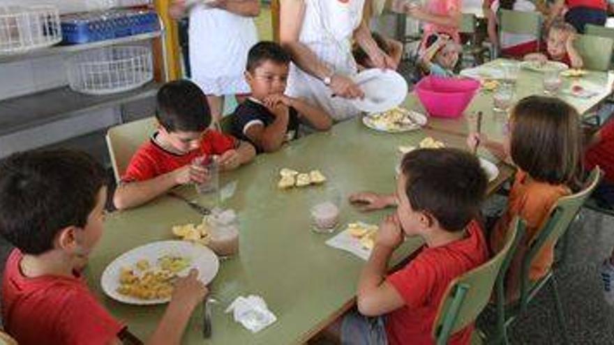 Educación no concreta quién tendrá beca de comedor a 5 días de iniciar el servicio