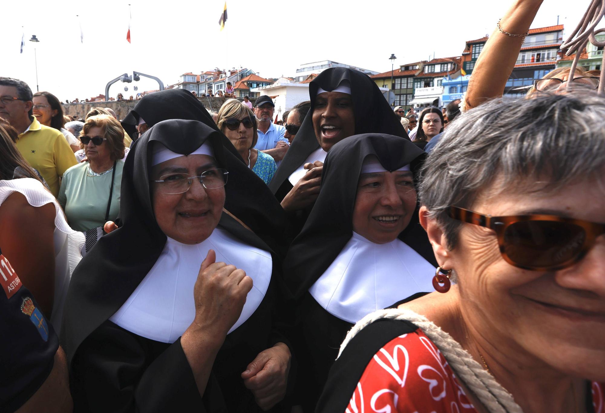 En imágenes| El Carmen retumba en Asturias