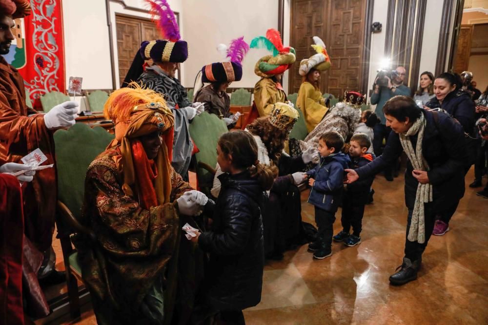 Recepción de los Reyes Magos en el Ayuntamiento de