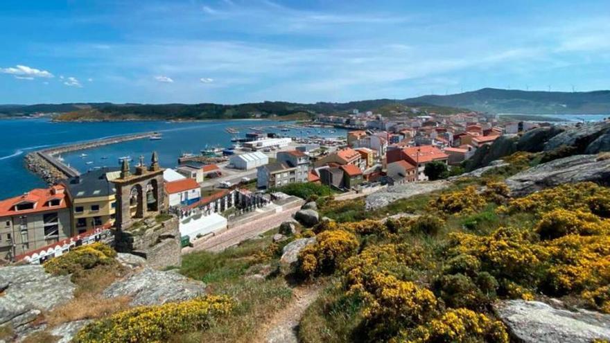 Muxía recibe el premio a localidad más acogedora de España