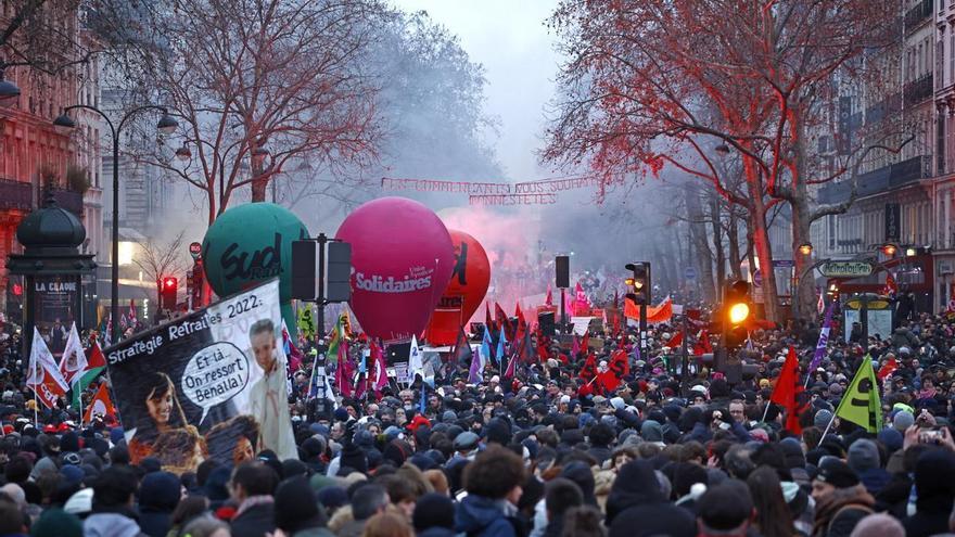 Los sindicatos franceses impulsan la tercera huelga general contra la reforma de las pensiones
