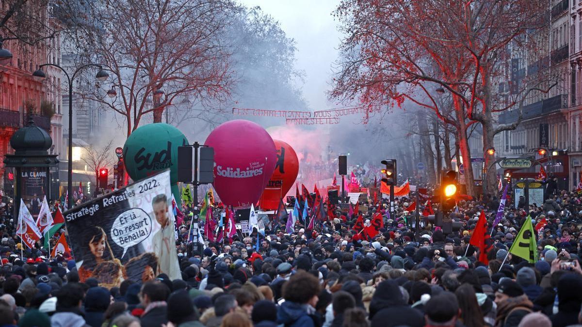 Una manifestación contra la subida de la edad de jubilación propuesta por Macron.