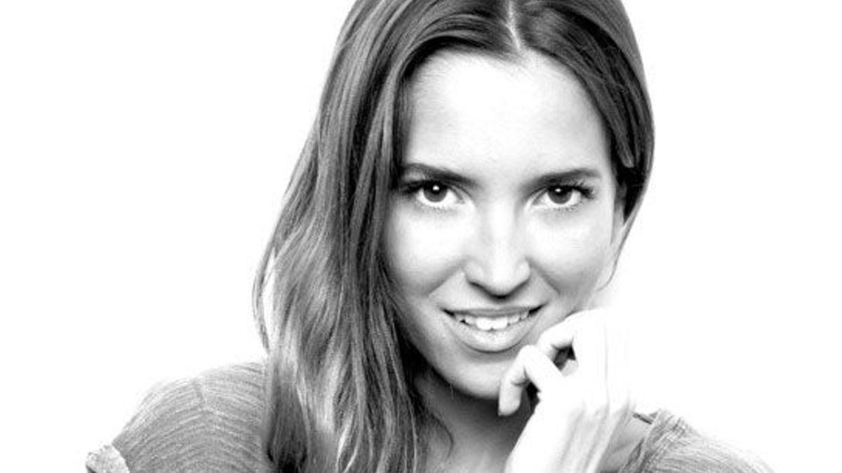Ana Fernández ficha por Pantene