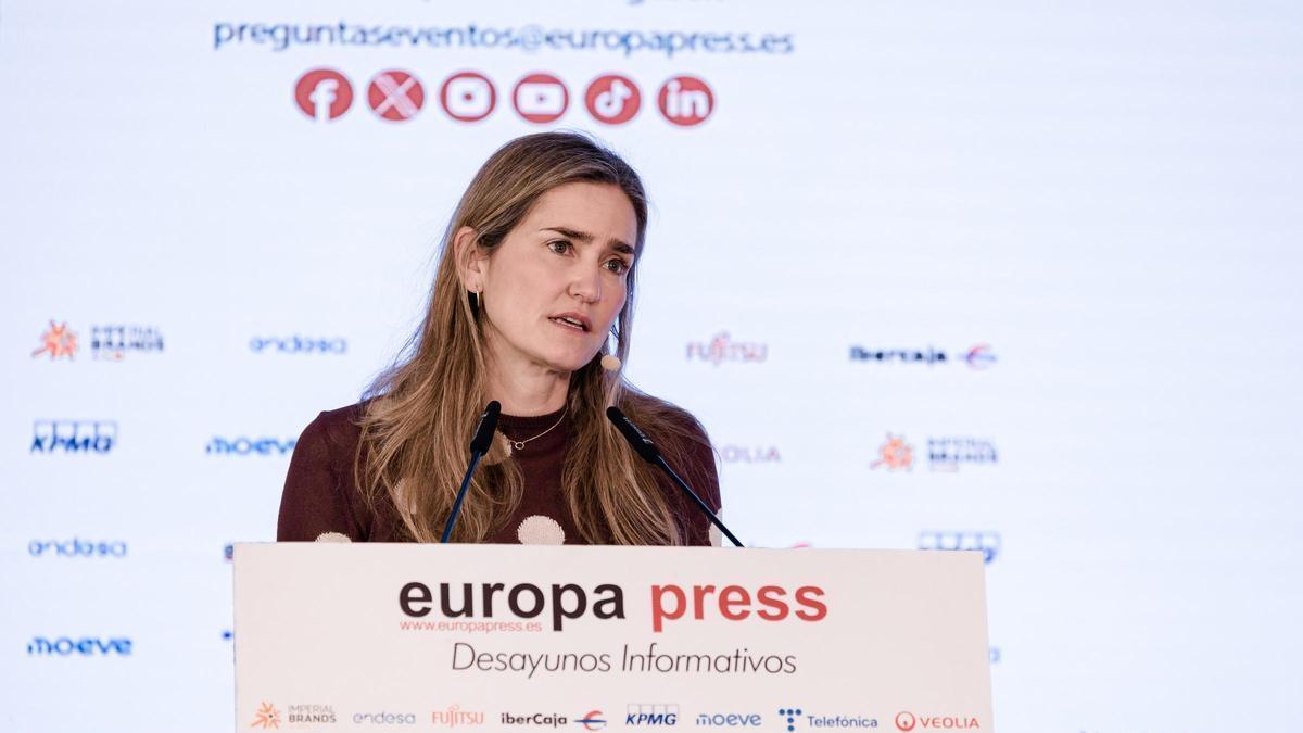 GUERRA IRÁN | España apoya el plan de la AIE y se ofrece para una liberación masiva de sus reservas de petróleo