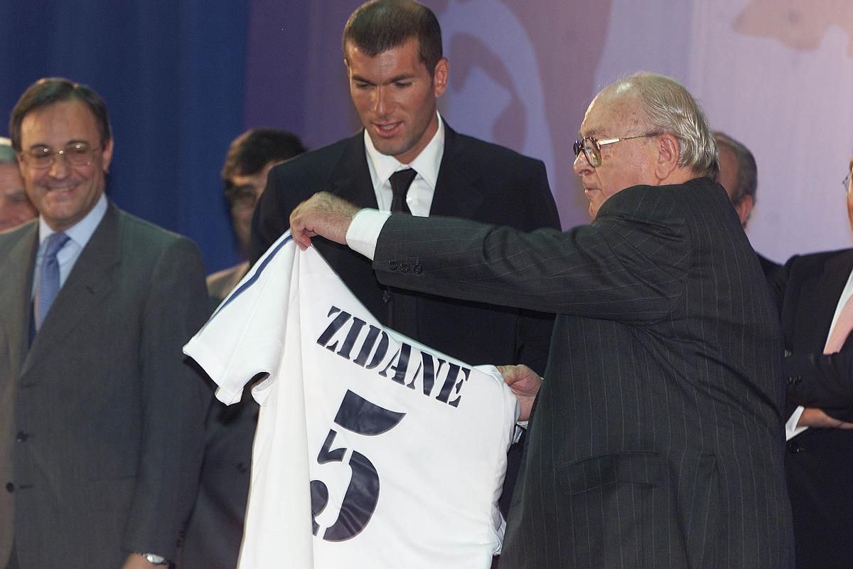 Presentación de Zinedine Zidane con el Real Madrid.