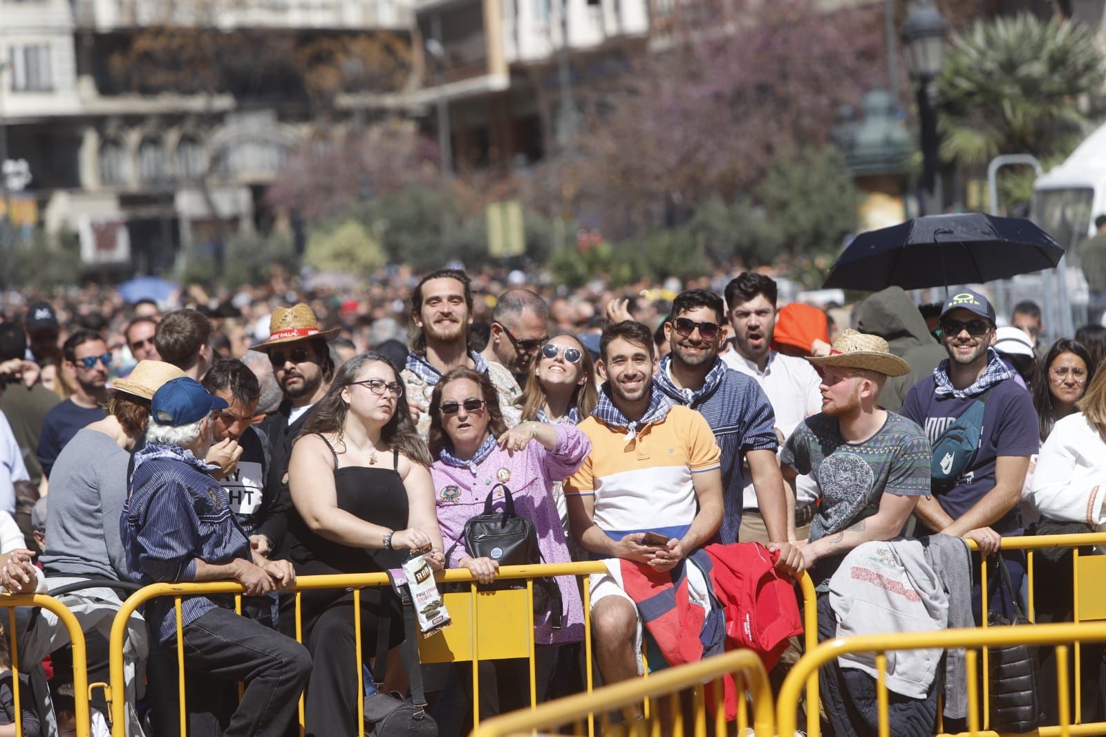 Búscate en la mascletà de hoy, domingo 19 de marzo