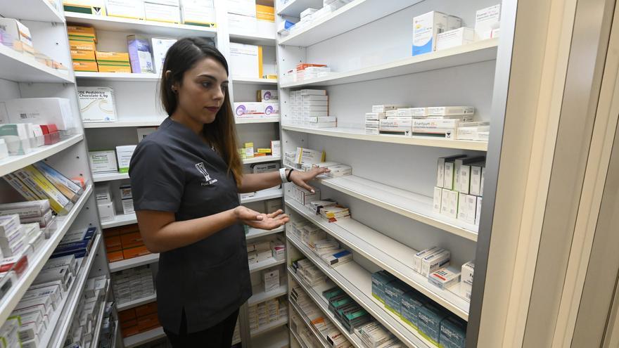 El verano vacía las estanterías  de las farmacias de Castellón