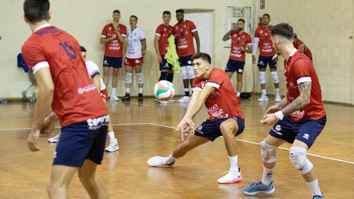 La recepción del equipo tinerfeño funcionó ante los valencianos