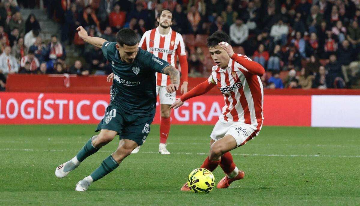 Nacho Martín y Seoane, en el Sporting-Huesca.