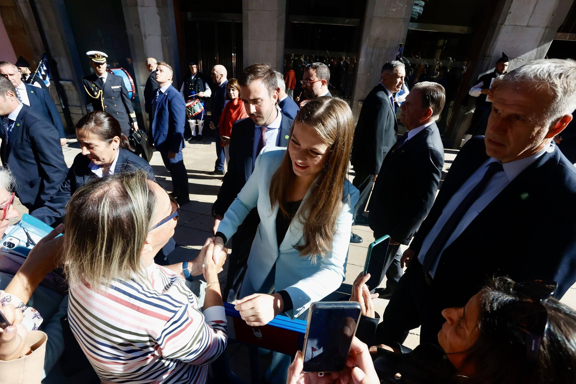 La Princesa Leonor recibe el título de Alcaldesa Honoraria de Oviedo y la Medalla de Asturias.