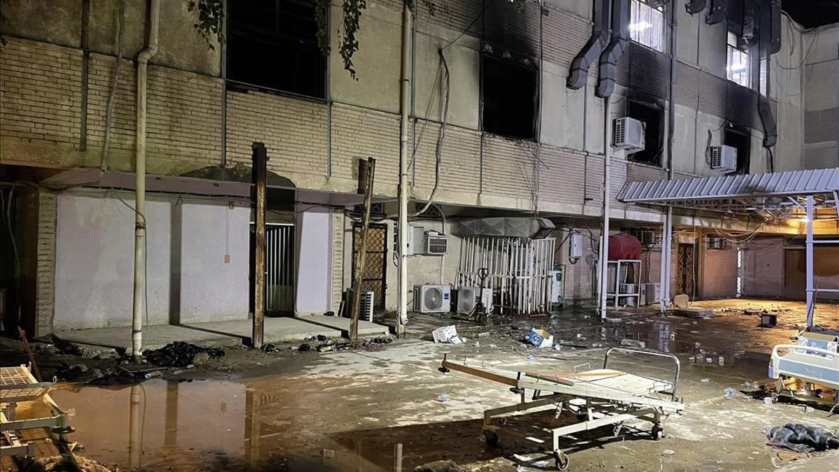 Al menos 82 muertos por una explosión en un hospital de Bagdad