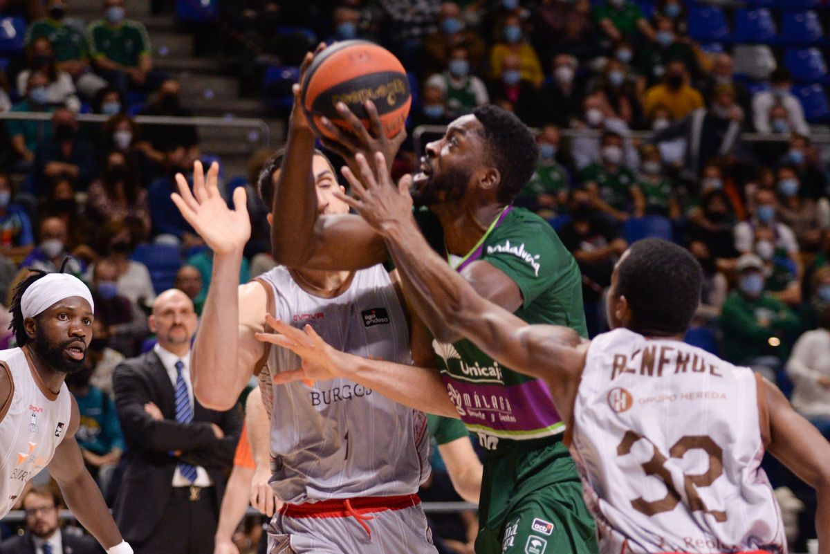 Las imágenes del Unicaja - San Pablo Burgos en el Martín Carpena.