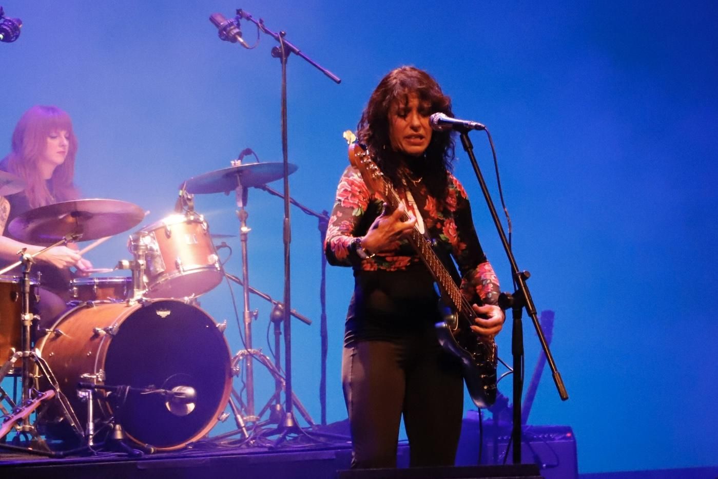Danielle Nicole Band emociona en el Festival de la Guitarra