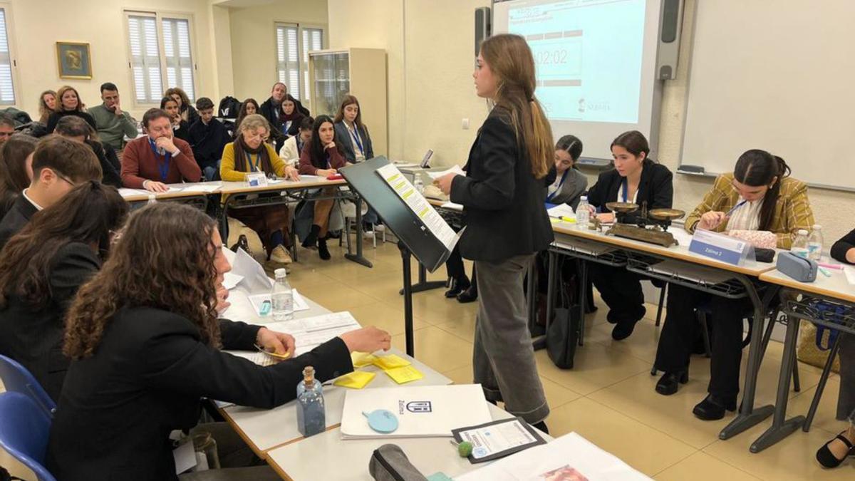 Algunas alumnas, en el tercer torneo de debate de Zalima.