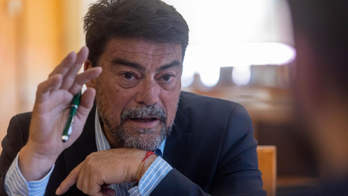 Barcala pressiona a entregar més vivendes protegides després de les dos primeres renúncies en Les Naus