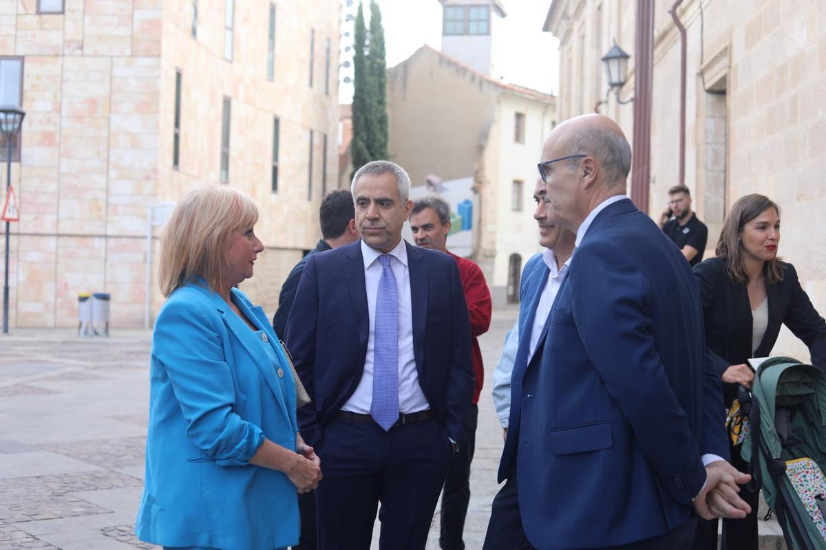 Leticia García, Manuel Moreno y Fernando Prada.