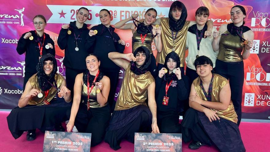 El grupo New Project de Máisquedanza consiguió dos premios en el certamen Vigo Porté.