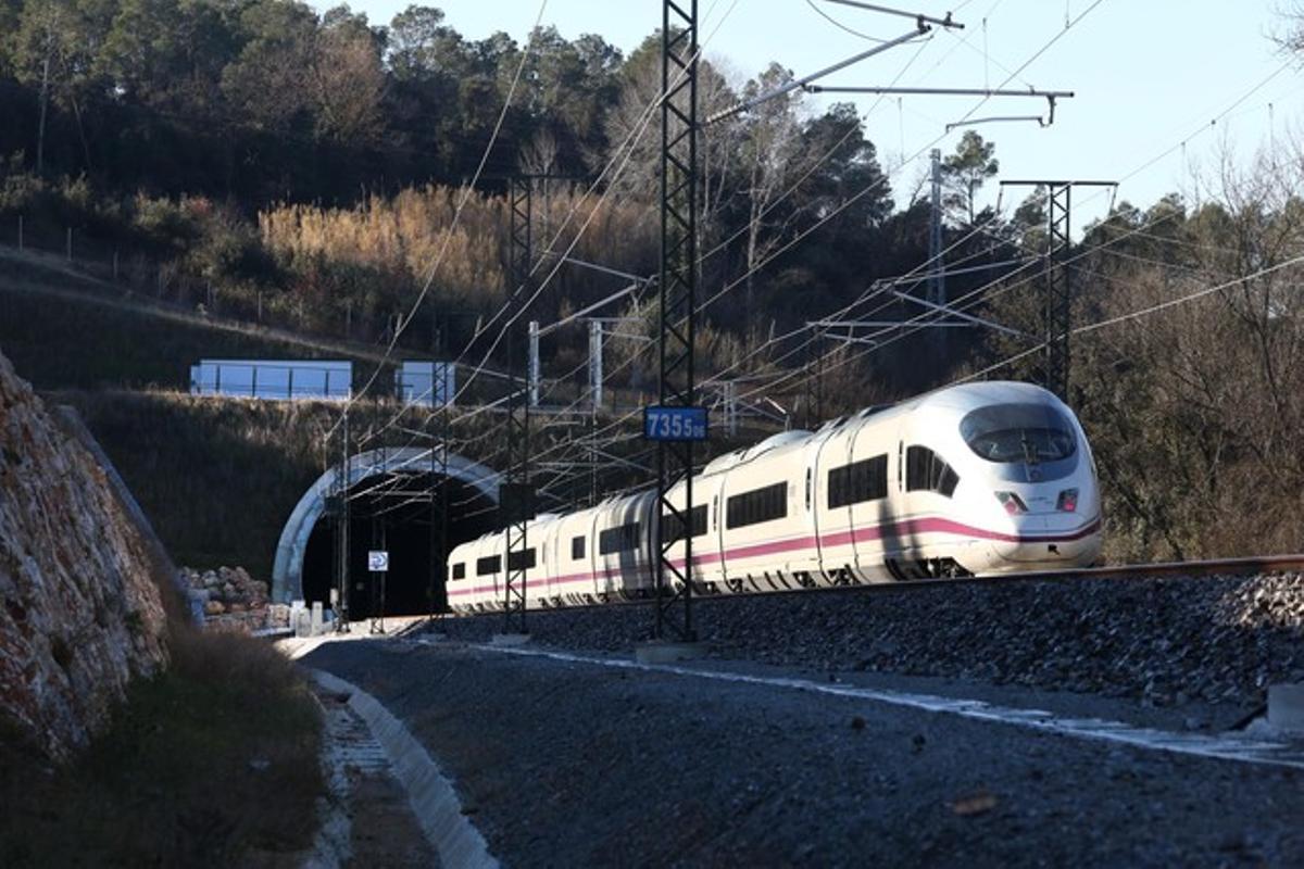El túnel del AVE de Les Cavorques, en Bàscara (Alt Empordà). El túnel del AVE de Les Cavorques, en Bàscara (Alt Empordà).
