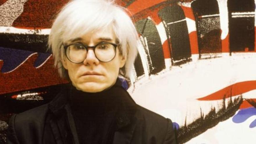 Andy Warhol: amores platónicos, hijo adoptivo y soledad