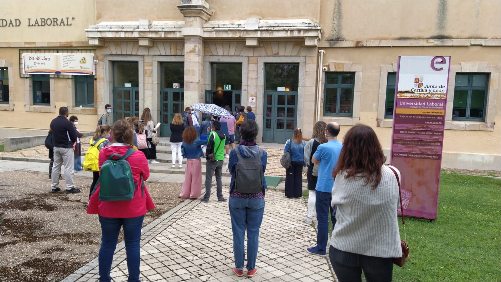 GALERÍA | Más de 2.000 opositores pugnan en Zamora por una plaza de profesor