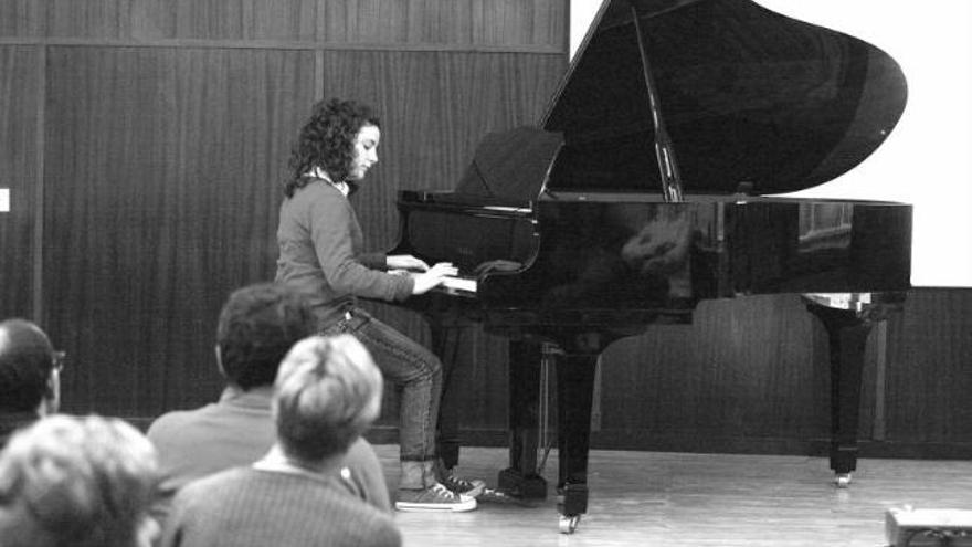 Concierto de fin de curso de los alumnos de la Escuela Municipal  de Música