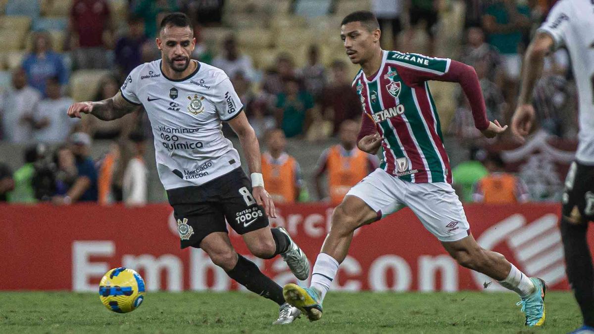 Renato Augusto marcó uno de los goles del Corinthians