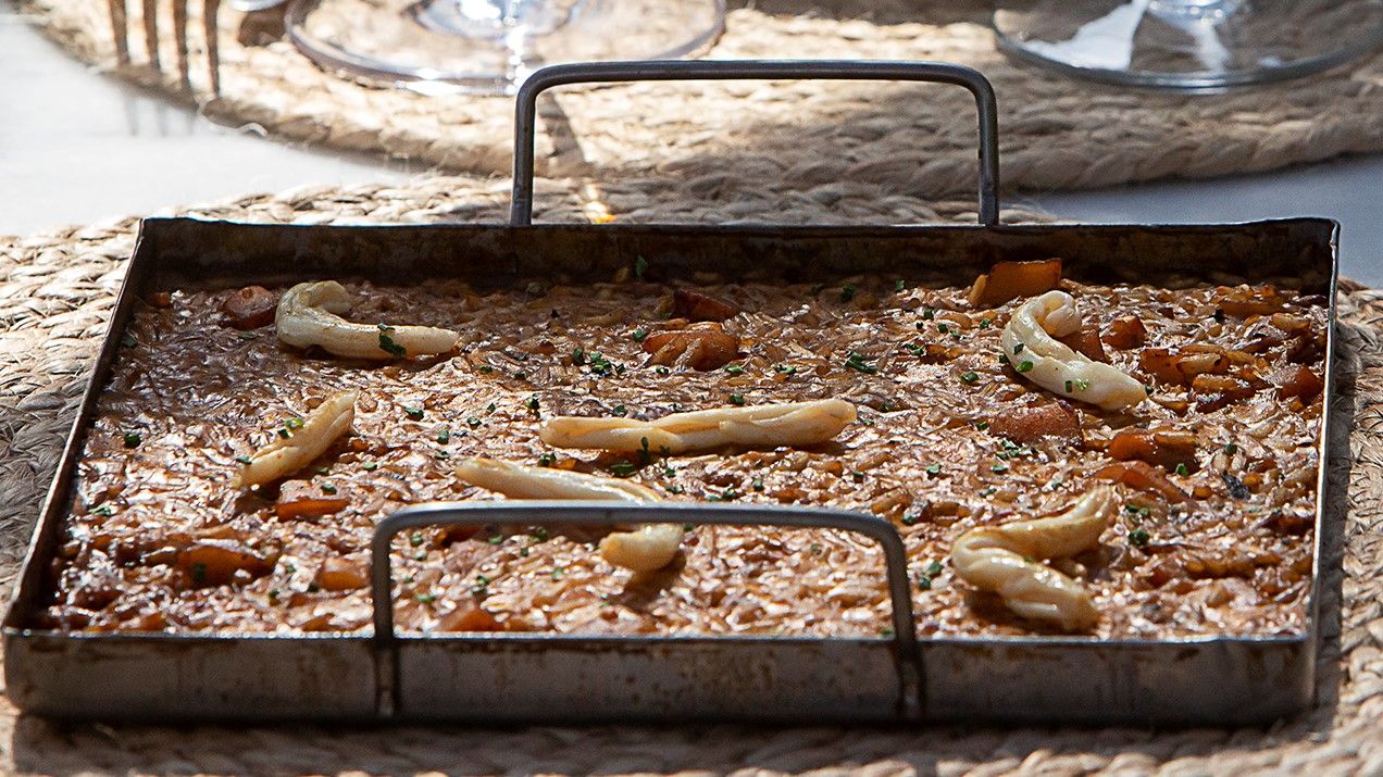 El arroz seco con 'espardenyes' que el equipo de Ramon Freixa sirve en Mas de Torrent.