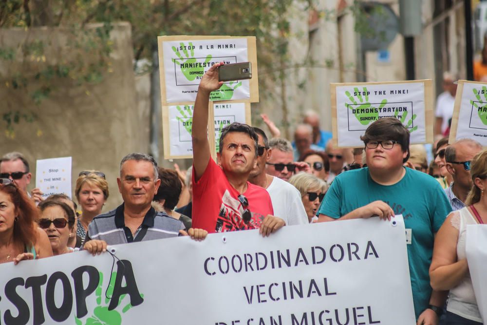 Protesta en San Miguel de Salinas contra la instal