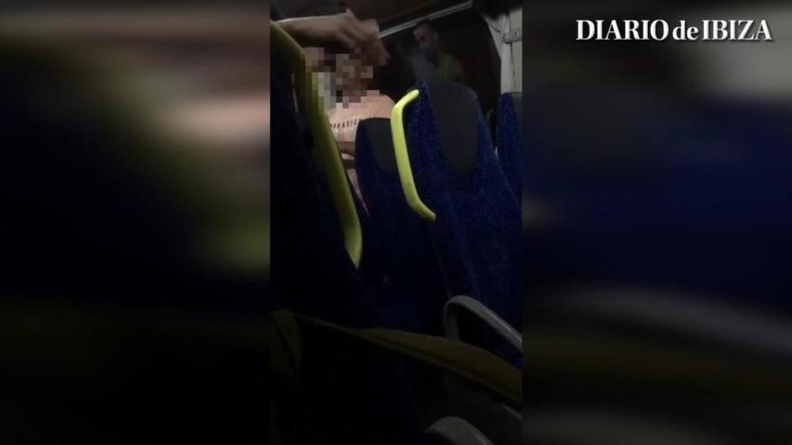 Grave enfrentamiento en un bus de Ibiza por el uso de la mascarilla