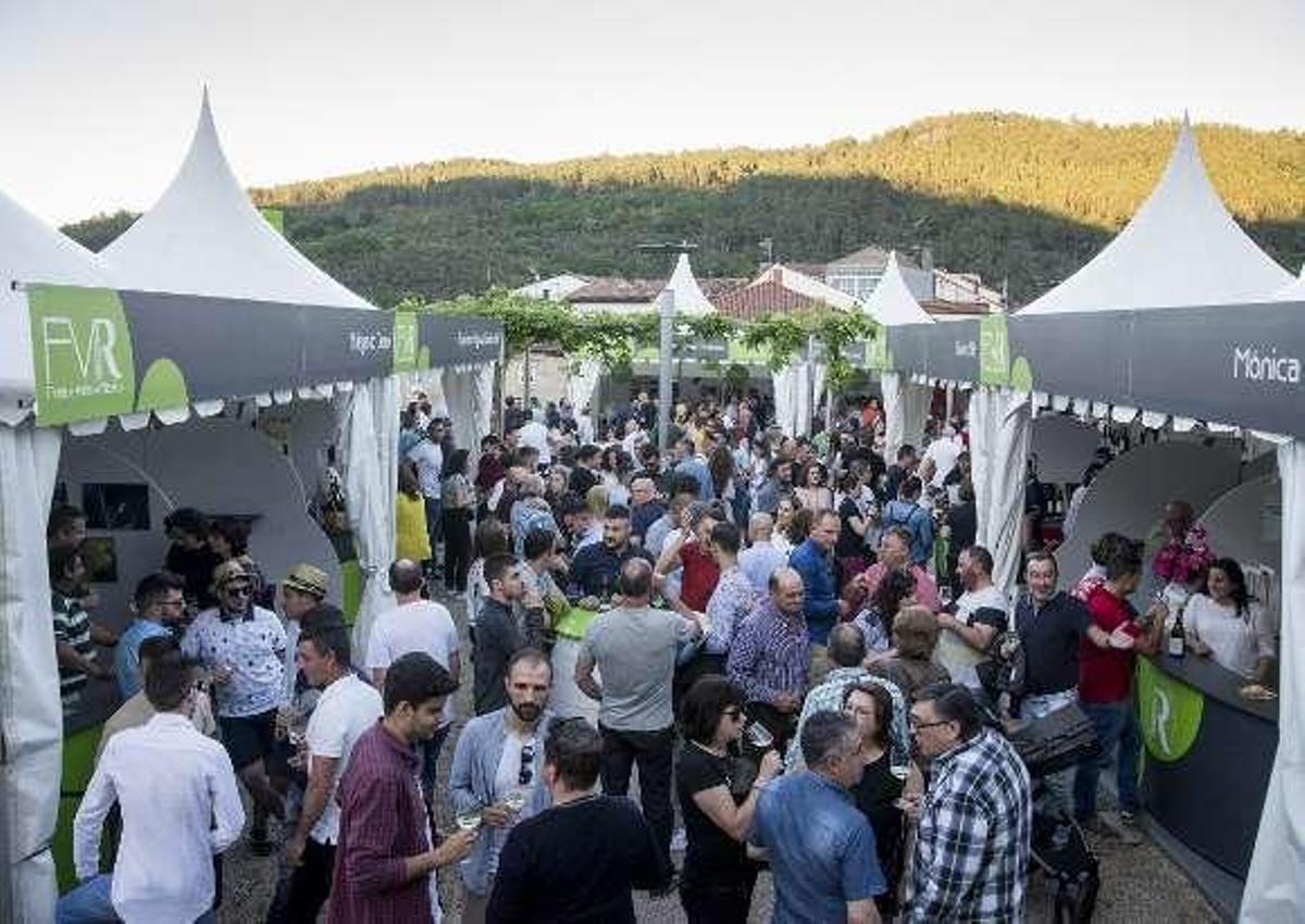 La Feira do Viño do Ribeiro logra un lleno hotelero y en los puestos de degustación