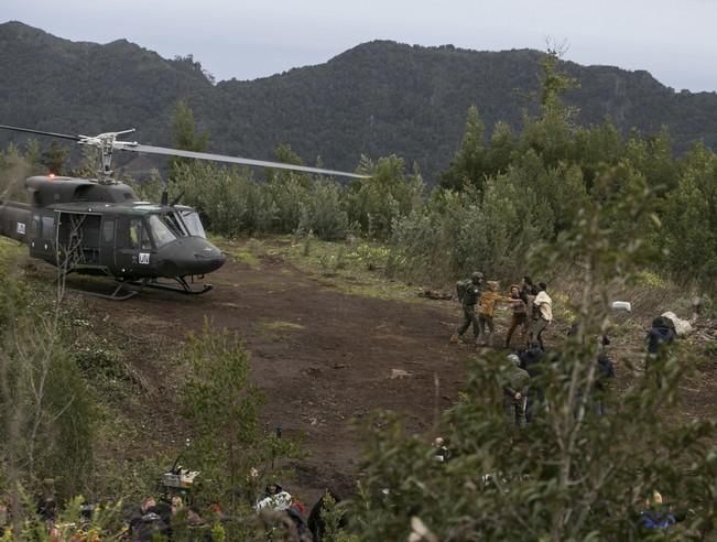 27/02/2017 CULTURA CINE rodaje de la película  El cuaderno de Sara  en los montes de Anaga  con Belen Rueda como protagonista con la participación de helicópteros de la Bhelma VI de los rodeos