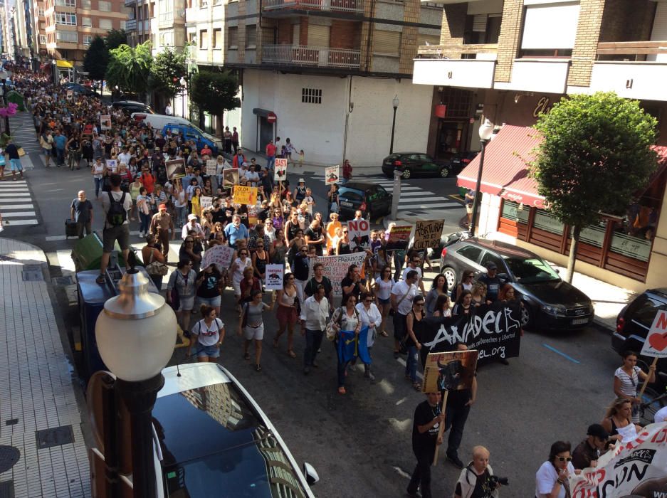 Manifestación antitaurina en Gijón