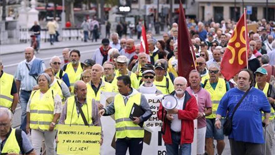 Los pensionistas se concentrarán el 16D frente a la Asamblea de Extremadura