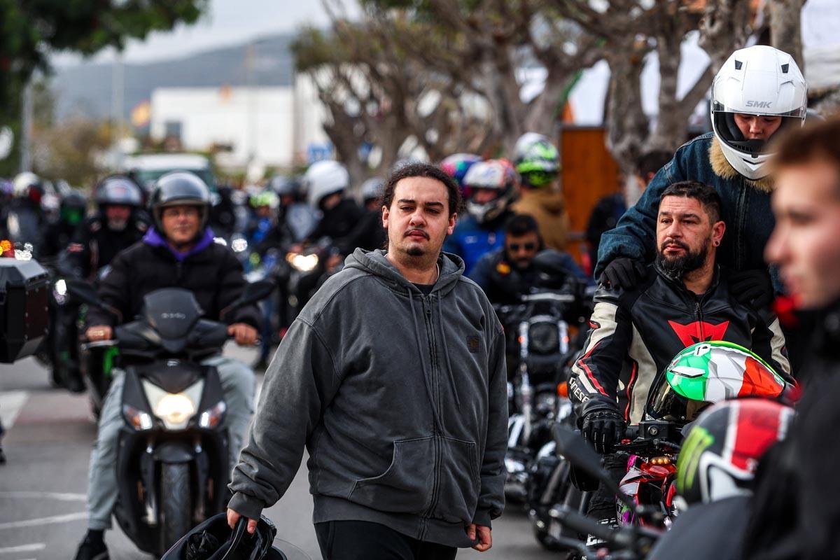 El cortejo fúnebre del Pitiús Team Motoclub al joven motorista fallecido en Ibiza