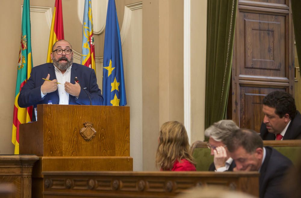 Bronca taurina en el pleno de Castelló